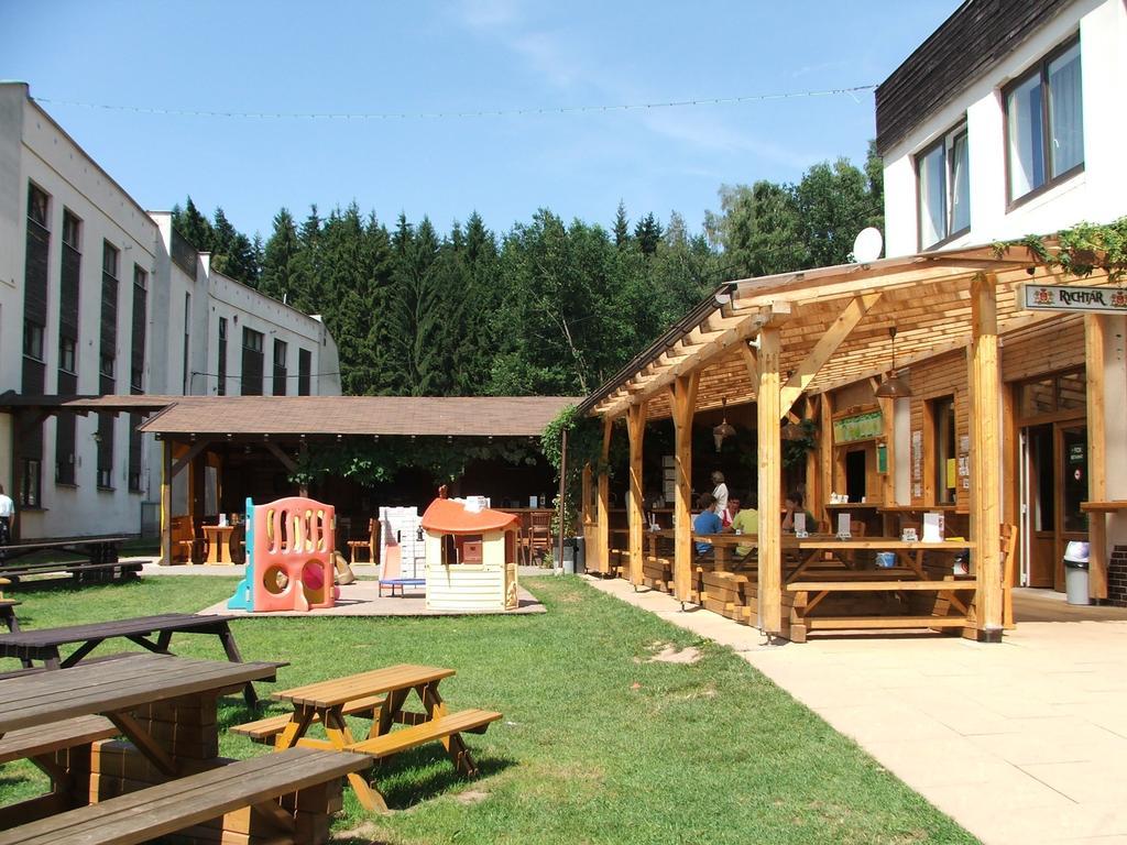 Holiday Park Vrchlabí - Liščí farma Exterior foto