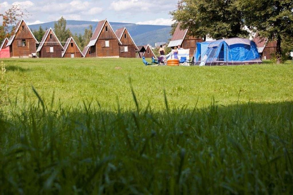 Holiday Park Vrchlabí - Liščí farma Exterior foto
