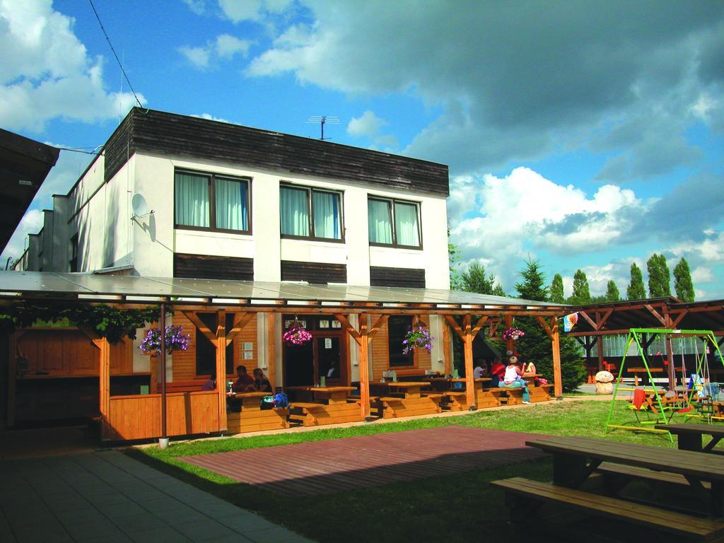 Holiday Park Vrchlabí - Liščí farma Exterior foto